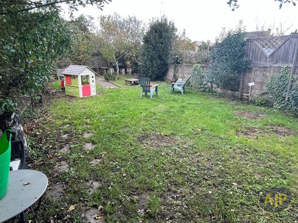 Location maison La Roche Sur Yon : 900 € - AJP Immobilier La Roche-sur-Yon