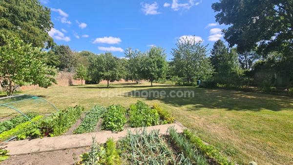 1700 M² ENV DE TERRAIN A BÂTIR (30 M DE FAÇADE) SITUÉ 10 MN DE VALENCIENNES ET 25 MN DE MONS (BELGIQUE) -15 MN AUTOROUTE A23