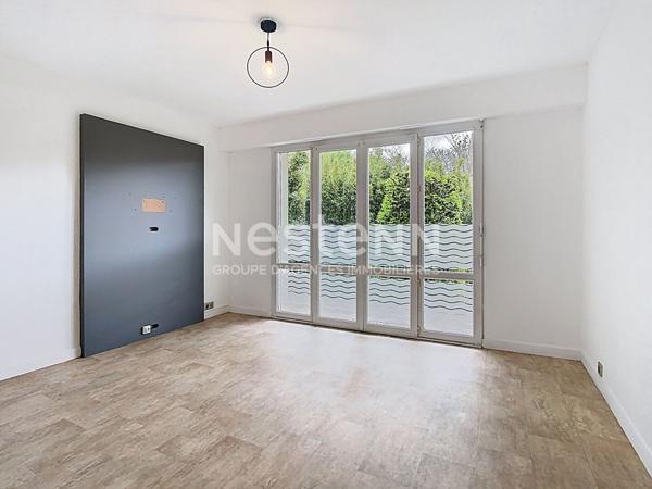 Appartement en rez-de-chaussée surélevé à Cholet - Calme et Confort