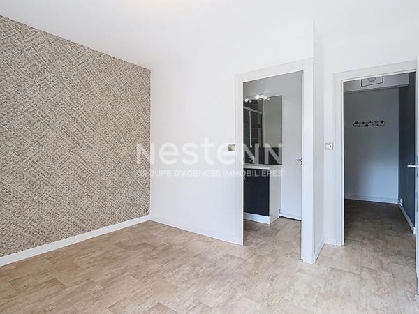Appartement en rez-de-chaussée surélevé à Cholet - Calme et Confort