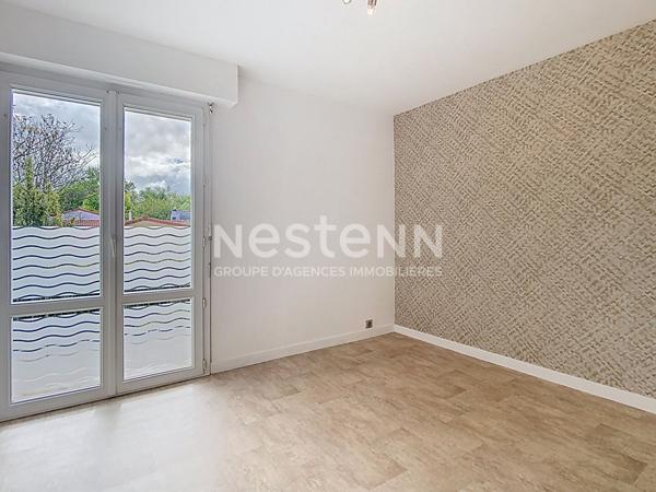 Appartement en rez-de-chaussée surélevé à Cholet - Calme et Confort