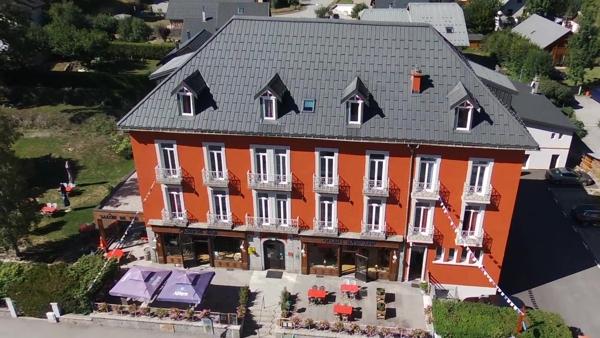 Commerce à vendre à Le Bourg-d'Oisans (38520) - Isère