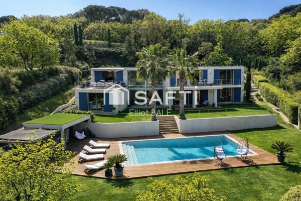 Contemporary villa near Escalet beach