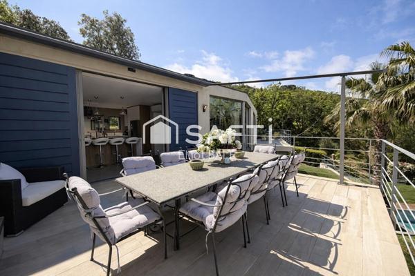 Contemporary villa near Escalet beach