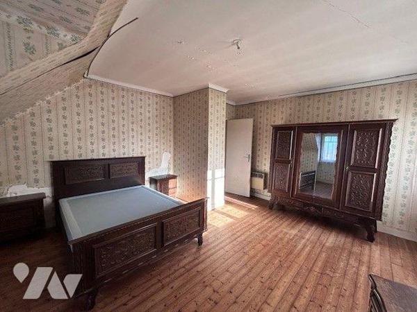 Maison à vendre à Les Champs-Géraux (22630) en Côtes-d'Armor (22)

Cette maison individuelle ...