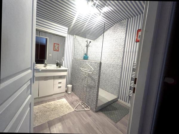 Maison en pierre de caractère - 324 m2 - Colayrac St Cirq