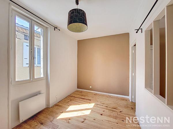 A Louer Maison de ville de 48 m² type T2  proche des commerces et commodités à pieds