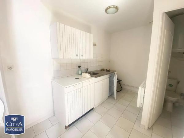 Appartement à louer 2 pièces 28.62m² Famars (59300)