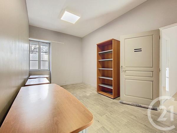 Appartement F4 à vendre  4 pièces - 80 m 2   ROCHEFORT  - 17