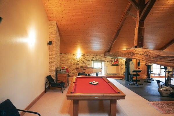 Somptueux Hôtel particulier du XIXe siècle, au coeur du parc naturel du Périgord vert.