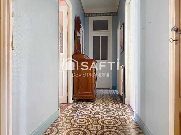 MAISON T5 AVEC GRAND GARAGE ET SOUS-SOL DANS QUARTIER RECHERCHÉ DE BÉZIERS