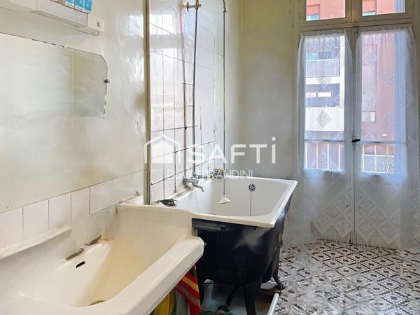 MAISON T5 AVEC GRAND GARAGE ET SOUS-SOL DANS QUARTIER RECHERCHÉ DE BÉZIERS