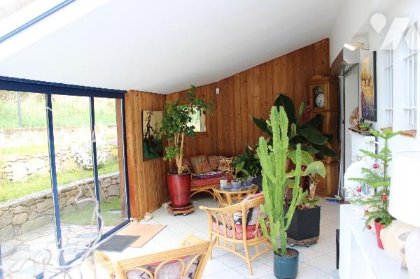 Ceyrat, limite Beaumont et Clermont-Sud, au calme, non isolée, pavillon en très bon état