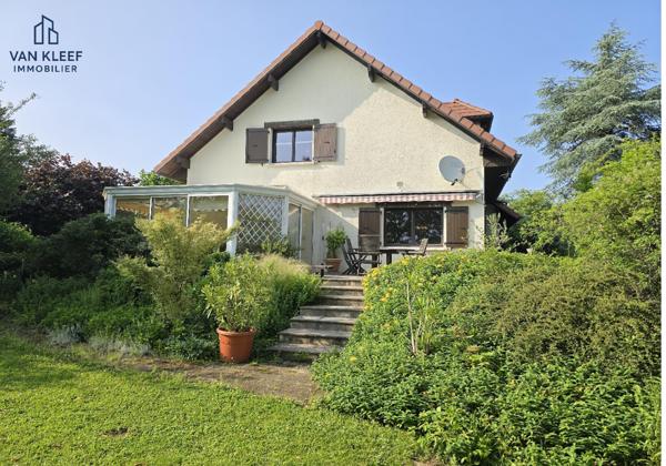 Vente / Maison et grand terrain