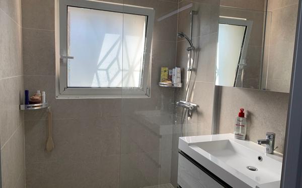 Maison à vendre    8 pièces • 245,49 m2 Collonges-au-Mont-d'Or