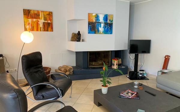 Maison à vendre    8 pièces • 245,49 m2 Collonges-au-Mont-d'Or