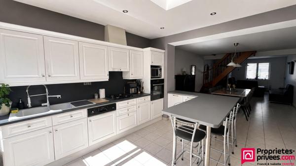 Ensemble immobilier : une maison 4 chambres 135 m² + une maison de 86m² à rénover