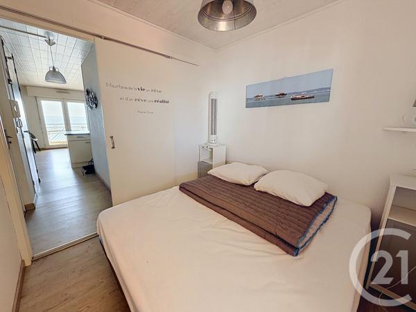 Appartement F2 à vendre  2 pièces - 27 m 2   ARCACHON  - 33