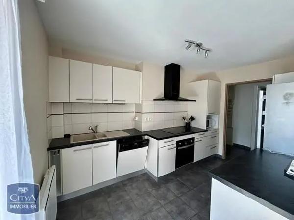 Appartement à louer 3 pièces 68.91m² Clermont-Ferrand (63000)