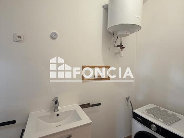 Location Maison 2 pièces 49.81 m² - 24 RUE DE LA FONTAINE Ronsenac 16320