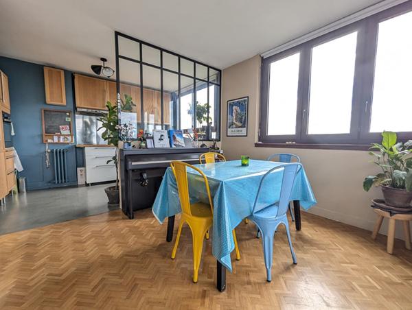 Appartement familial de 4 pièces - 3 chambres.