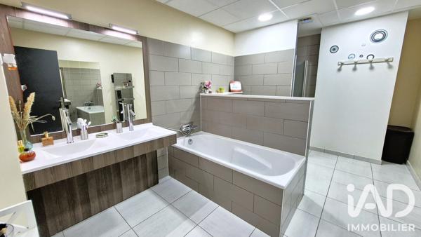 Appartement à vendre 5 pièces 109 m² Ambérieu-en-Bugey