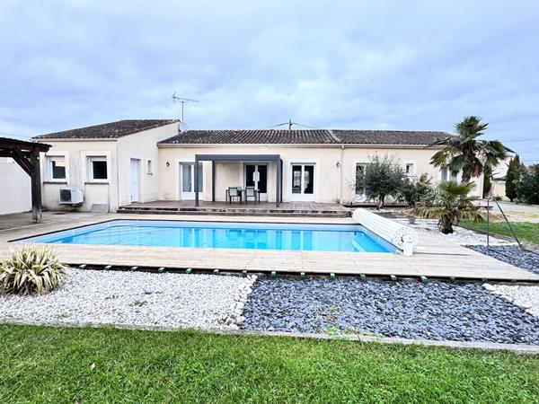 Maison Tonnay Charente 5 pièce(s) 140 m2