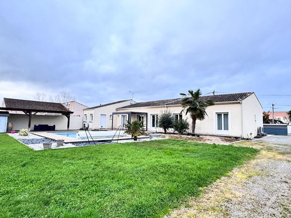 Maison Tonnay Charente 5 pièce(s) 140 m2