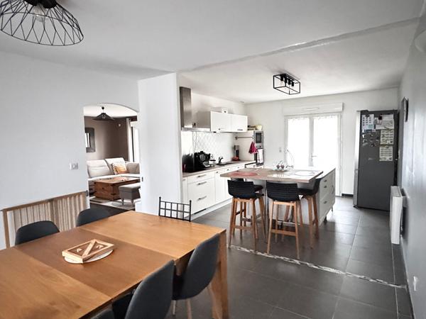 Maison Tonnay Charente 5 pièce(s) 140 m2