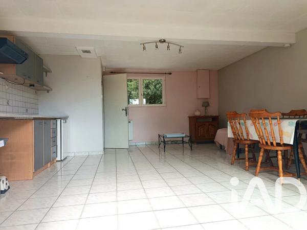 Maison à vendre 5 pièces 80 m² Saint-Romain-le-Puy
