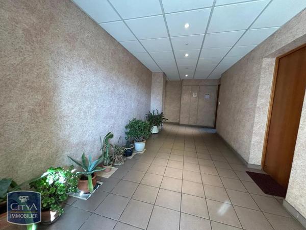 Appartement à louer 2 pièces 27.54m² Corbeil-Essonnes (91100)