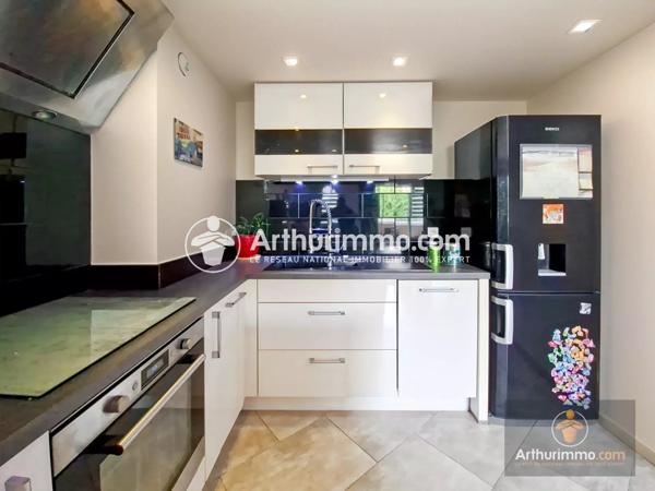 Vente Appartement 2 pièces 45 m2 à Saint-Germain-Lès-Corbeil