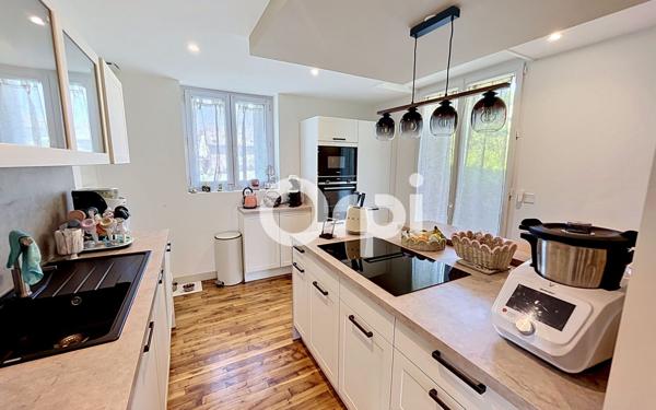 Maison à vendre    6 pièces •  Allassac