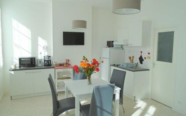 Appartement à louer    2 pièces • 42,40 m2 Rochefort