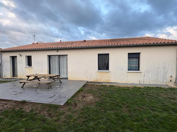 Pavillon de plain-pied 4 chambres.