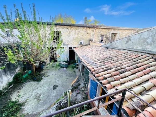 Maison Lansargues 6 pièce(s) 185 m2 + REMISE + ECURIE 100 m2
