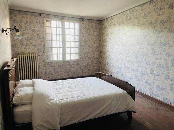 Maison Lansargues 6 pièce(s) 185 m2 + REMISE + ECURIE 100 m2