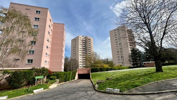 Parking recherché en sous-sol