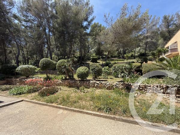 Appartement Duplex à vendre  2 pièces - 31 m 2   BANDOL  - 83