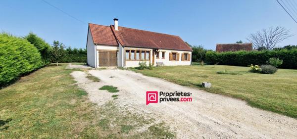 Maison de plain-pied - 101 m² - 5 pièces - 4 chambres - terrain de 1900 m2 avec puits
