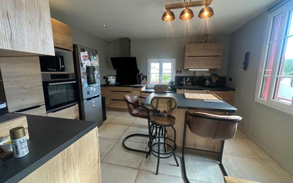 Maison à vendre    5 pièces • 105 m2 Viry-Châtillon