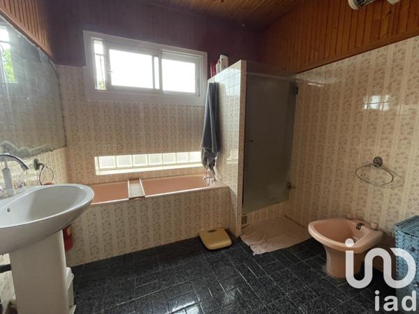 Maison traditionnelle 6 pièces de 143 m² à Médis (17600)