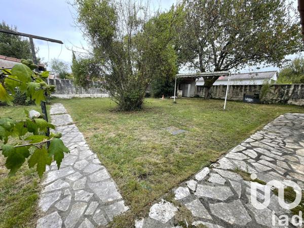 Maison traditionnelle 6 pièces de 143 m² à Médis (17600)