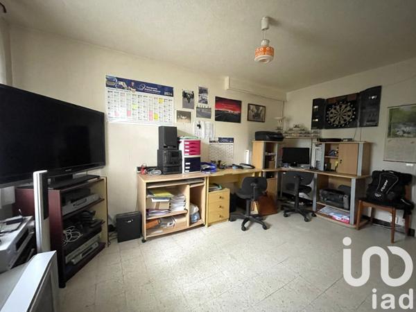 Maison traditionnelle 6 pièces de 143 m² à Médis (17600)