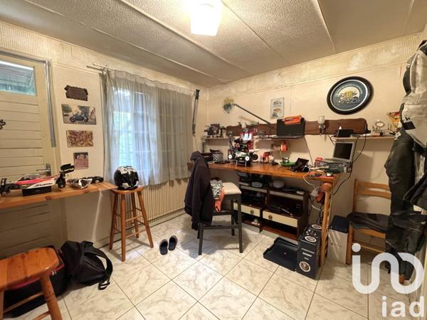 Maison traditionnelle 6 pièces de 143 m² à Médis (17600)