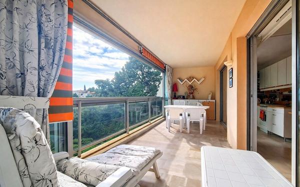 Appartement à vendre    1 pièce • 32,93 m2 Le Cannet