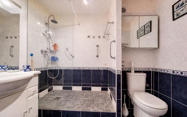 Appartement à vendre    1 pièce • 32,93 m2 Le Cannet