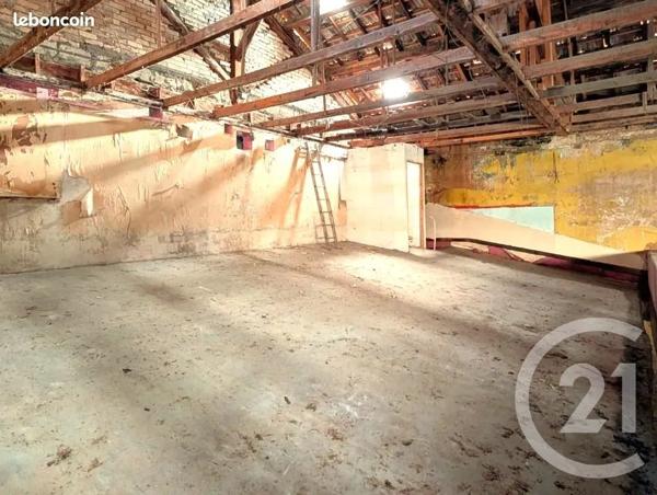 Maison à vendre  4 pièces - 100 m 2   ST GILLES  - 30