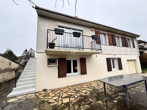 Maison Saint Ouen L Aumone 6 pièce(s) 126.80 m2 €395 000 ** - Référence 11162