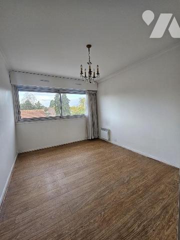 BEAU TYPE 3 TERRASSE PROCHE TRAMWAY !!